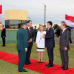 La ceremonia se desarrolló en conmemoración del Día de los Héroes.