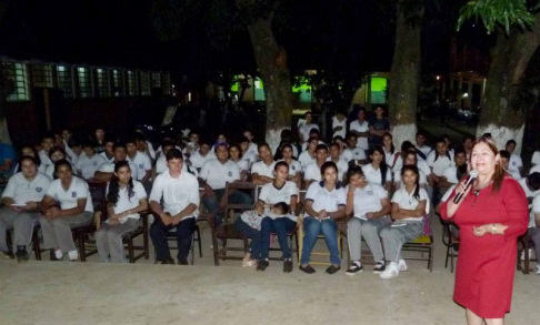 Jueza y fiscala conversaron con estudiantes de San Pedro