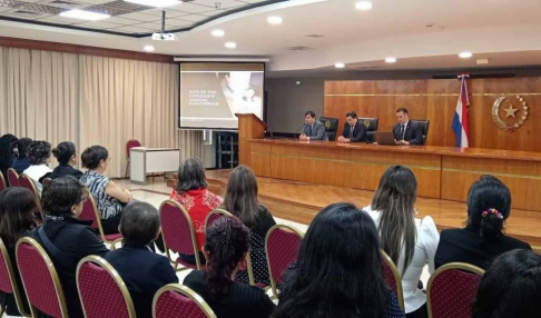 Culminó semana de capacitación a fiscales y funcionarios judiciales del Perú