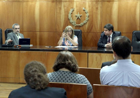 Como expositores de la jornada estuvieron los abogados Ezequiel Santagada, activista por el Derecho a la Información Pública; José María Costa, periodista y abogado; y María Victoria Rivas, directora del Centro de Estudios Judiciales (CEJ).