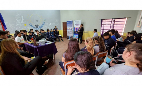 Educando en Justicia enseña leyes, derechos y obligaciones en Ñeembucú.