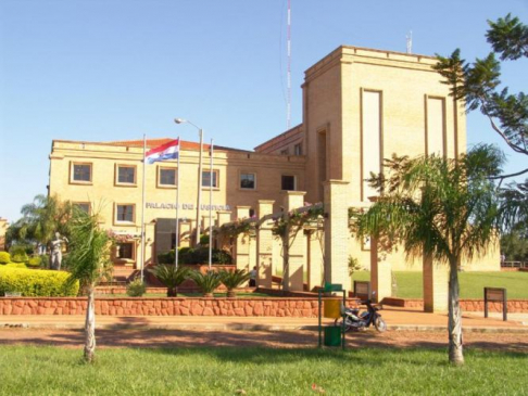 Fachada del Palacio de Justicia de Misiones