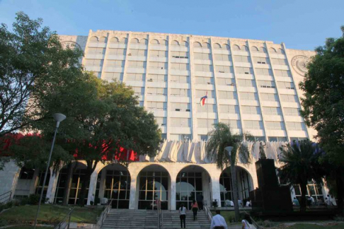 Fachada del Poder Judicial de Asunción