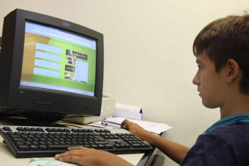 Habilitan juegos electrónicos para que los niños se capaciten en el conocimiento de sus derechos