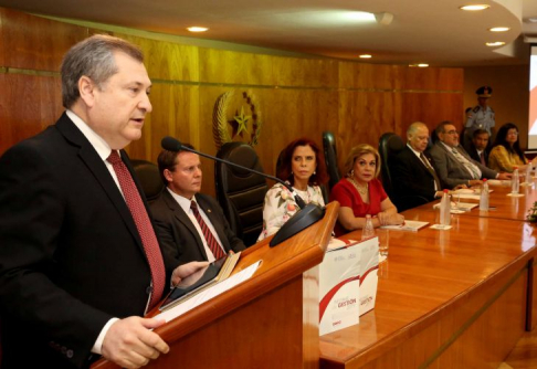 a presentación del informe fue encabezada por el presidente de la máxima instancia judicial, doctor Eugenio Jiménez Rolón.