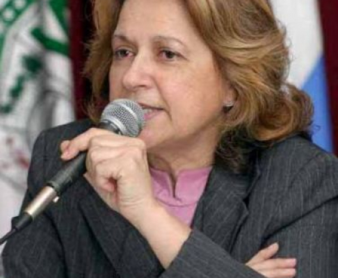 S. E. Prof. Dra. Alicia Pucheta de Correa.
