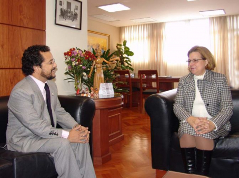 Ronalth Ochaeta representante de la OEA visitó a la doctora Pucheta