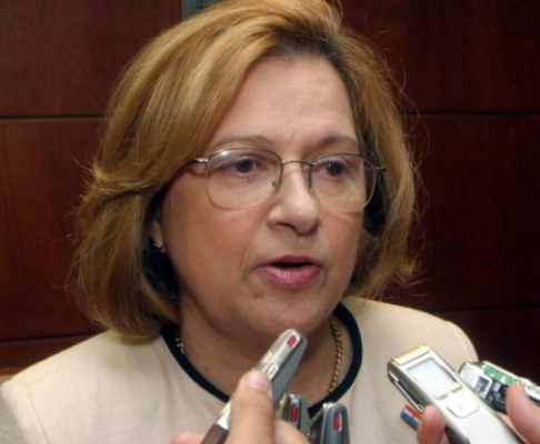La Presidenta de la maxima instancia judicial respondiendo las consultas de los periodistas