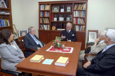 El ministro Garay Zuccolillo con el jurista chileno