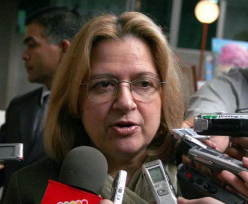 Presidenta de la Corte habló con periodistas.