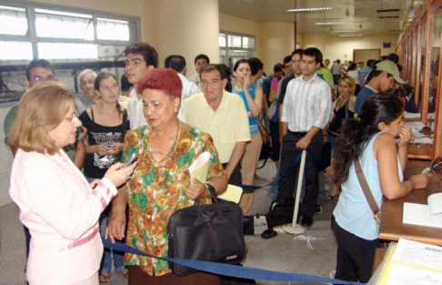 La Presidenta de la Corte Suprema de Justicia Alicia Beatriz Pucheta de Correa en su recorrido habitual