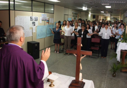 Funcionarios participaron en misa de acción de gracias por aniversario de Registros Públicos