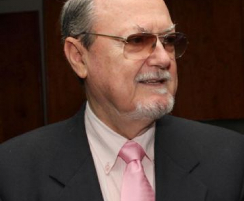 Doctor Carlos Bray Maurice