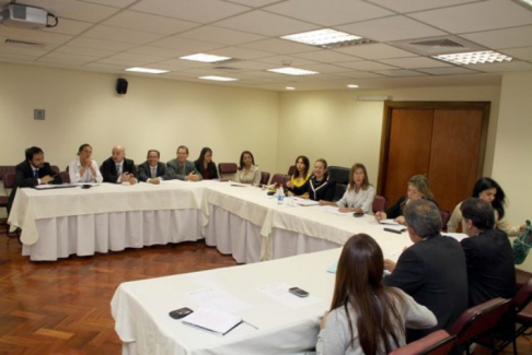 La ministra Alicia Pucheta de Correa participó de la reuniñon del Programa Umbral.