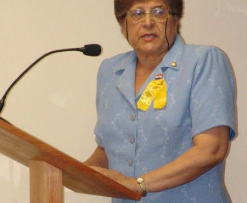 Dra. Noyme Yore, Defensora General.