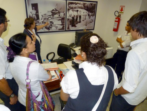 Los alumnos durante el recorrido al Museo de la Justicia