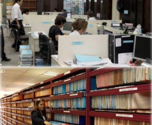 En la primera fotografía se observa la situación anterior de la Dirección, en la segunda se puede notar la mejora en el sistema de archivo