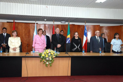 El acto de apertura contó con la presencia del titular de la Corte Suprema de Justicia, doctor Luis María Benítez Riera, los ministros Sindulfo Blanco, Alicia Pucheta de Correa y Gladys Bareiro de Módica; la primera dama de la Nación Mercedes Lugo