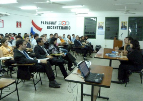 El taller se desarrolló para conicenciar a involucrados en el Sistema Judicial y a la ciudadanía sobre la importancia de acudir a las oficinas de Quejas y Denuncias