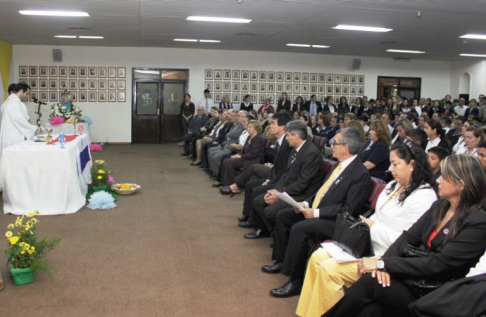 La ceremonia se llevó a cabo en el salón auditorio del Poder Judicial