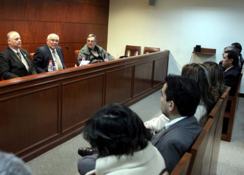 Durante la reunión de la que participaron autoridades judiciales