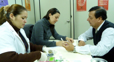 Funcionarios Judiciales acceden a realizarse los estudios de detección de la diabetes