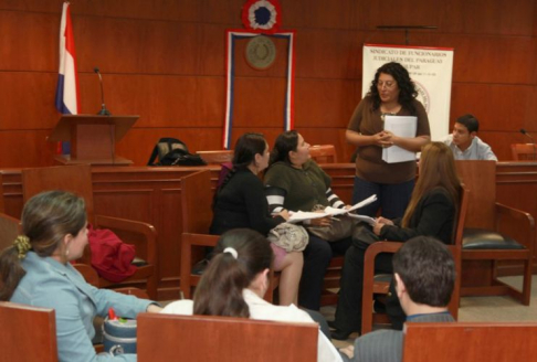 Durante la apertura del segundo día del Congreso de la Niñez y la Adolescencia