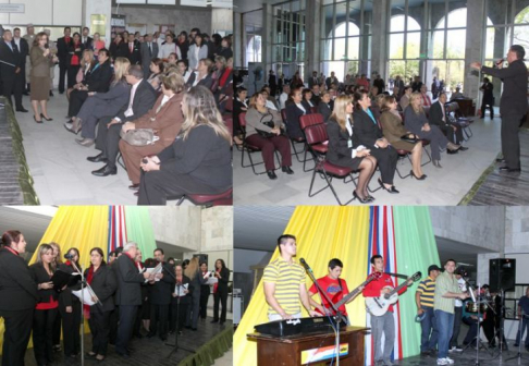 El acto se realizó en el hall central de la sede judicial de Asunción 