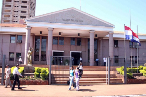 Palacio de Justicia de Ciudad del Este.