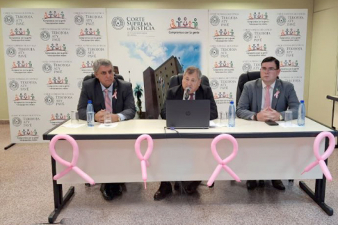 Con la disertación del ministro de la Corte Suprema de Justicia, doctor Eugenio Jiménez Rolón, sobre Derecho Comercial culminó este viernes 17 de octubre el Diplomado Especializado en el Fuero Civil y Comercial en Cordillera.